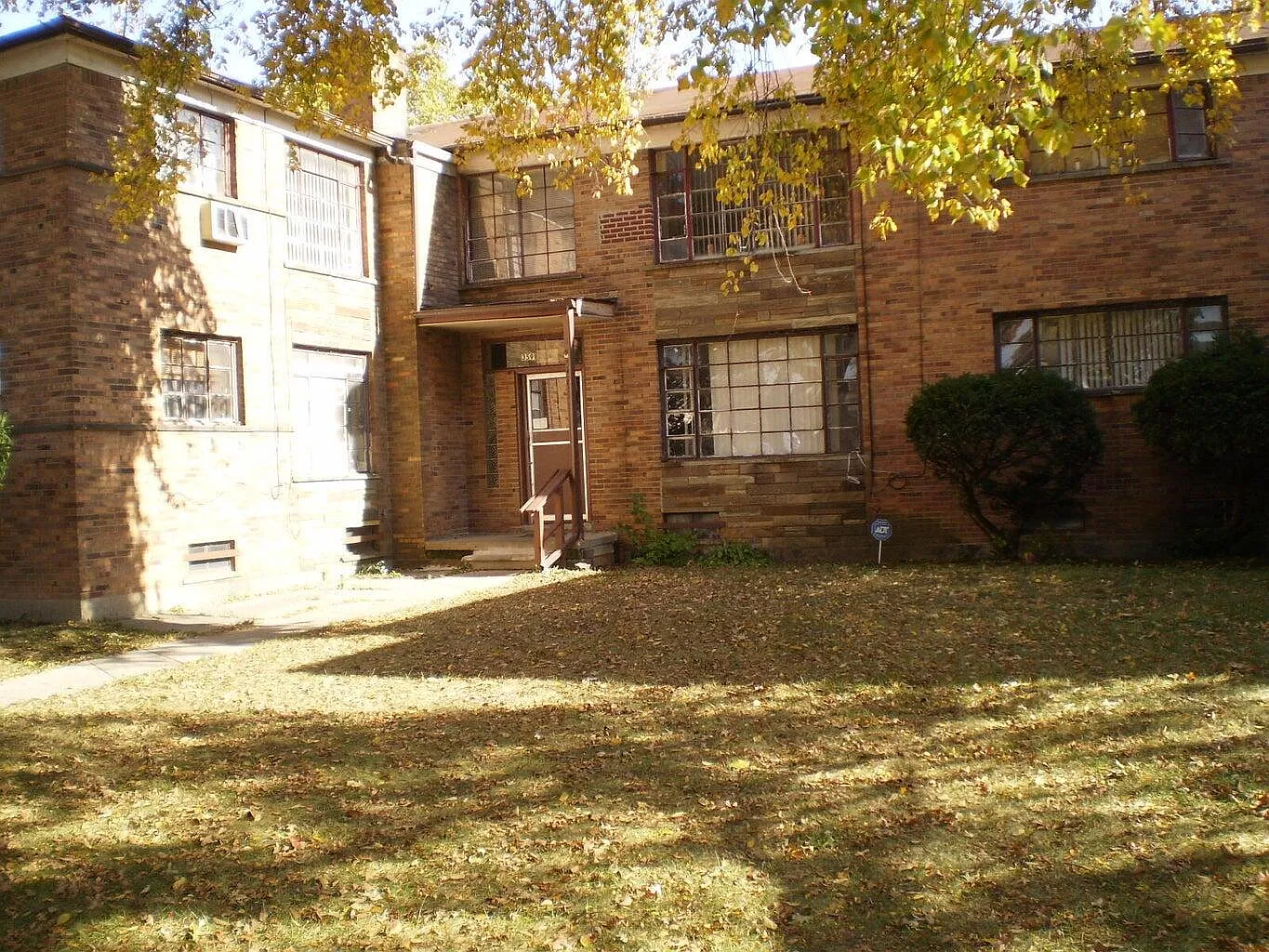 1 bed, 1.0 bath, 6706 sqft, $530 — Photo 1