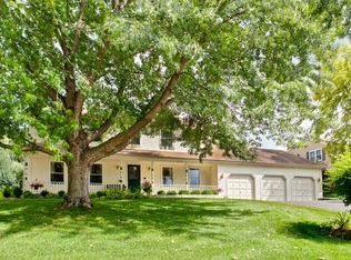 1445 Braewood Dr, Algonquin, IL 60102