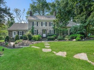 10 Silver Lake Rd, Newtown, PA 18940