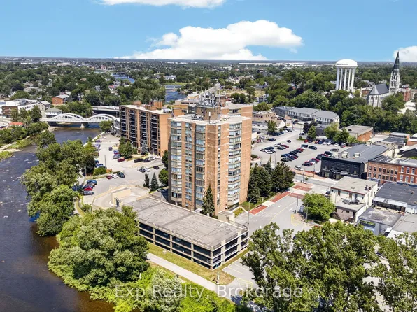 344 Front St #305, Belleville, ON K8N 5M4
