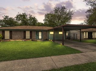 6036 Blueridge Dr, Watauga, TX 76148