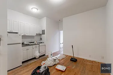 Rented by Bond New York