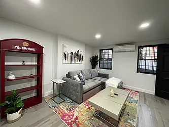 Rented by MOTION New York