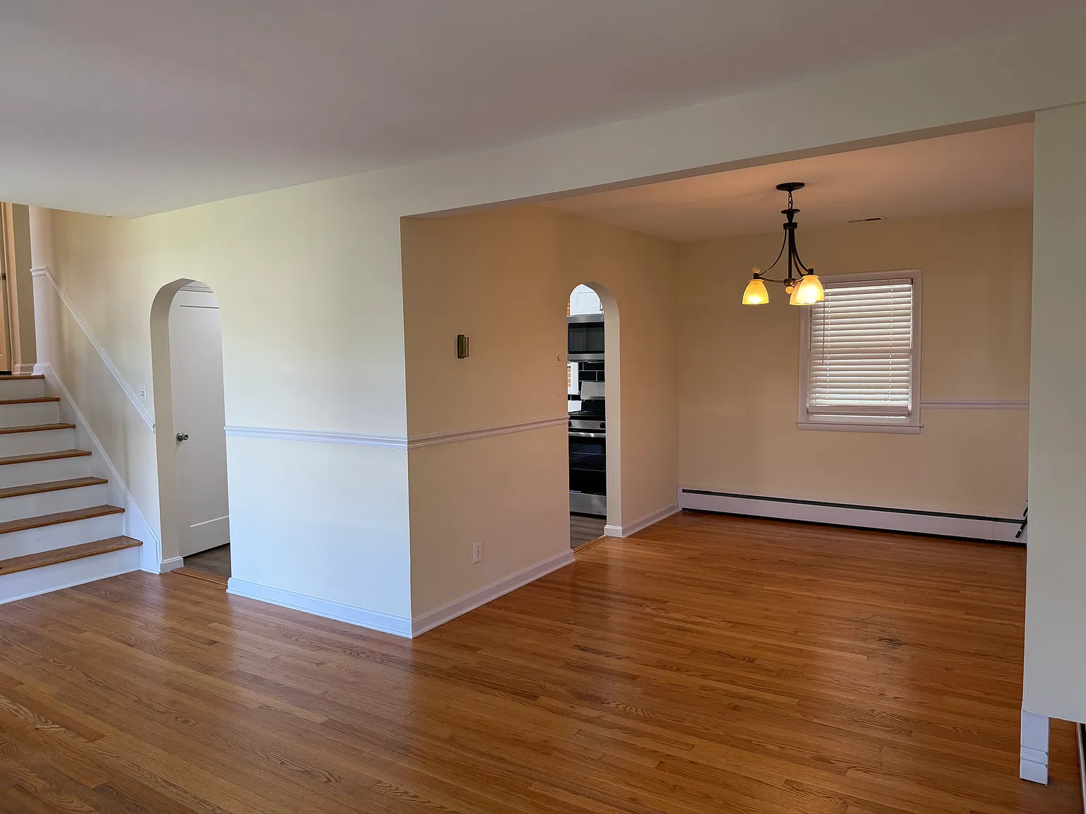 4 bed, 1800 sqft, $2,995 — Photo 3