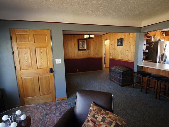 2nd image of 198 Oakwood Dr