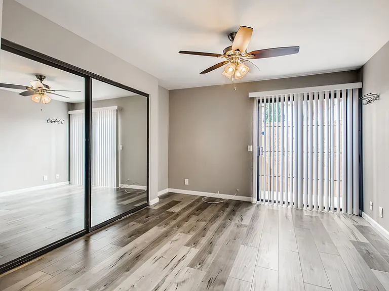 4256 Cherokee Ave #3 — Photo 9