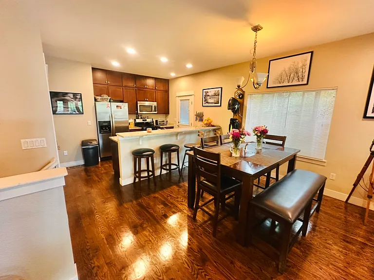 2146 S Grant St — Photo 4