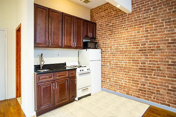 Rented by Keller Williams NYC | media 11