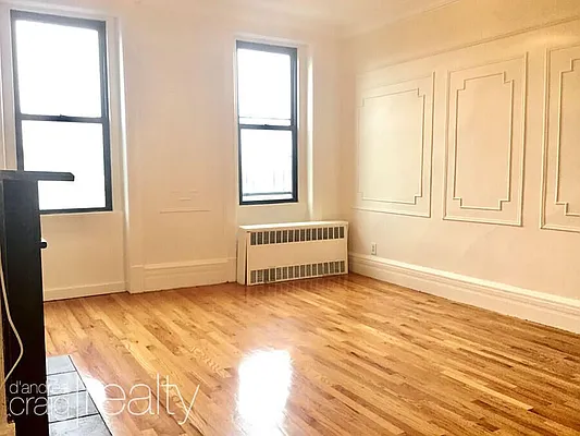 Rented by D'Andrea Craig Realty | media 20