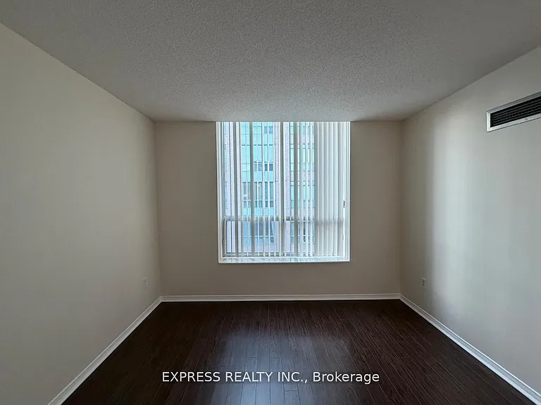 39 Pemberton Ave #Penthouse 16 — Photo 7