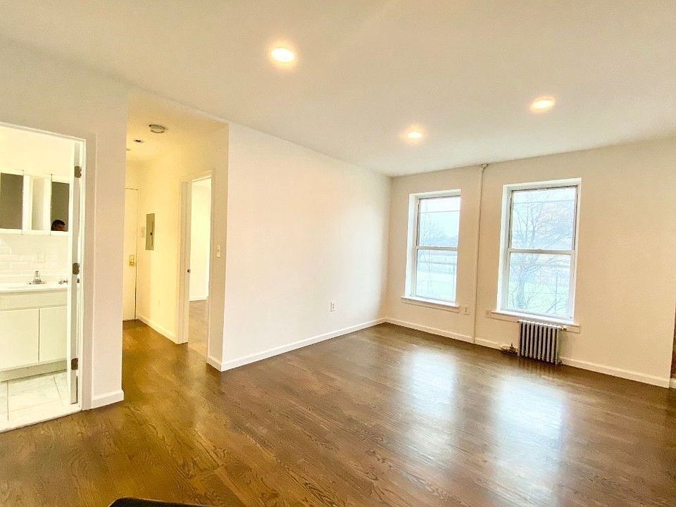 1st image of 321 4th Ave #3A