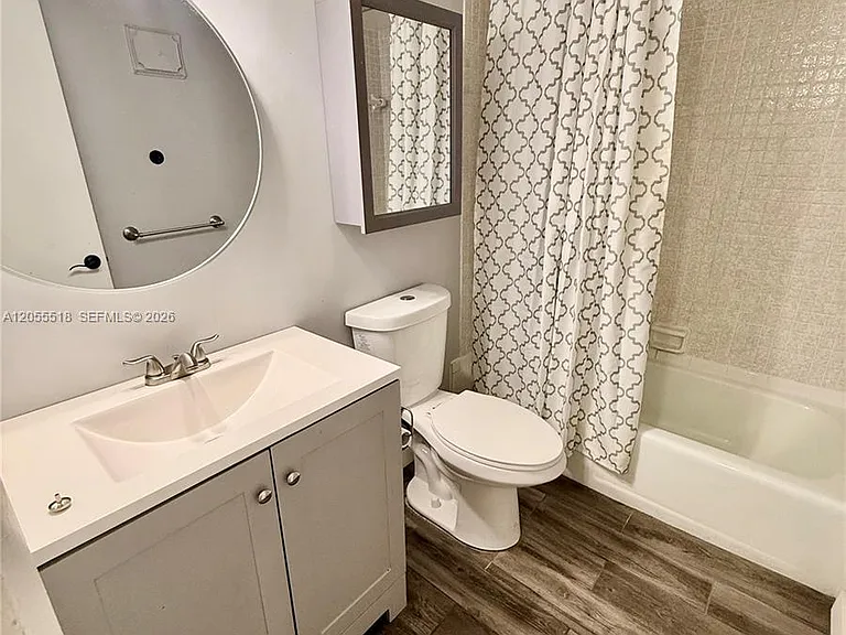 200 Jacaranda Country Club Dr #4B — Photo 14