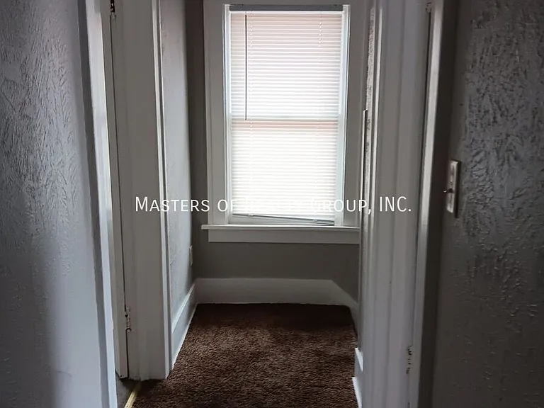 1129 Diamond Ave — Photo 23