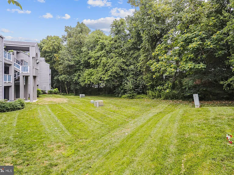 11719 E Summerchase Cir #1719 — Photo 19