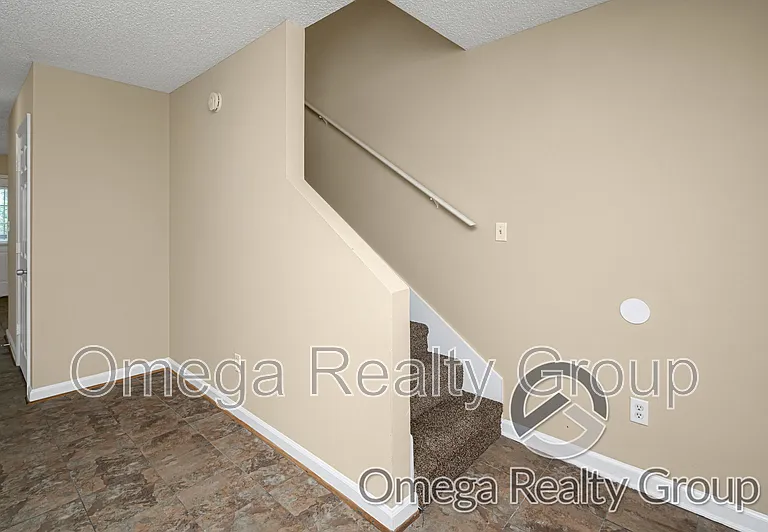 2109 Whetstone Ct — Photo 21