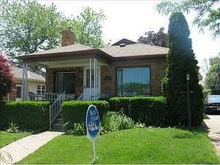 2nd image of 23929 Hollander St