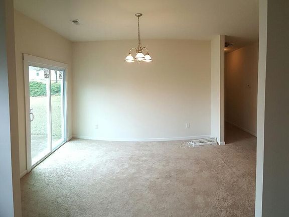 Dining Room - Patio access