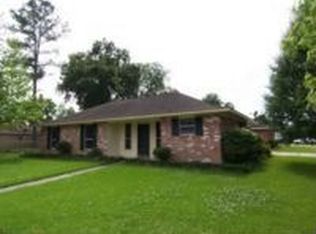 7704 Blake Dr, Baton Rouge, LA 70817