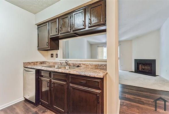 1st image of 11410 Little Patuxent Pkwy Unit 1007