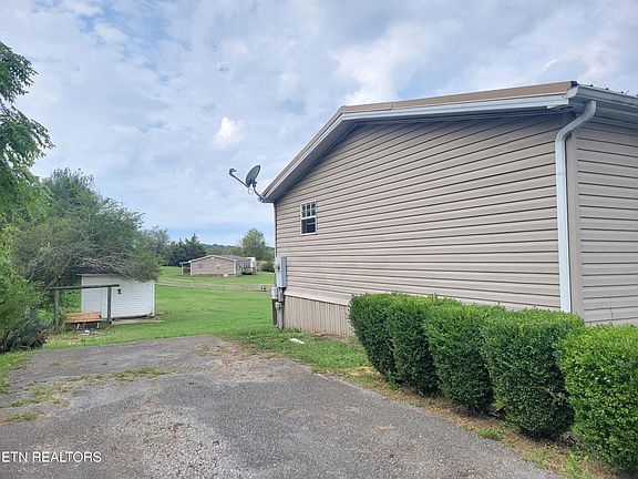 2nd image of 2005 Bolinger Rd