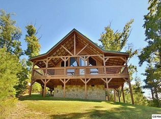 2042 Bird Ridge Rd, Sevierville, TN 37876