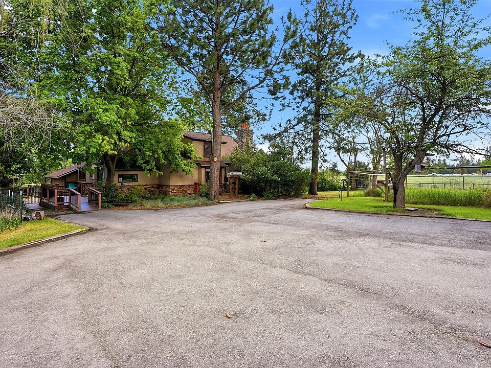1st image of 366 Blodgett Camp Rd