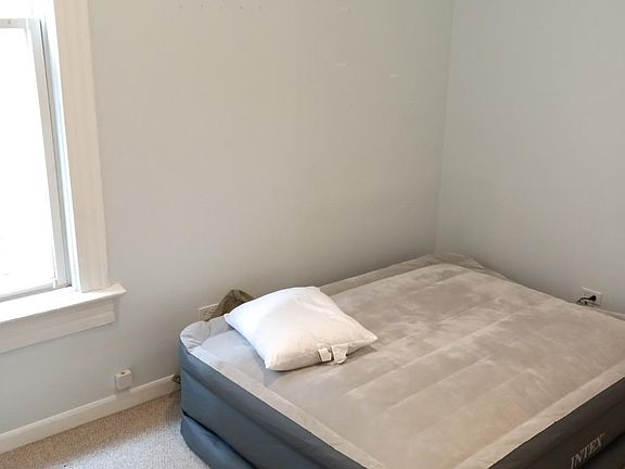 5th image of 1417 N Wicker Park Ave #2