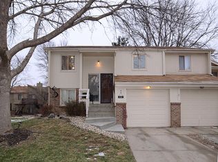 10476 Ruggles Plz, Omaha, NE 68134