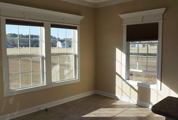 Breakfast Nook , Color subject to change in upgrade