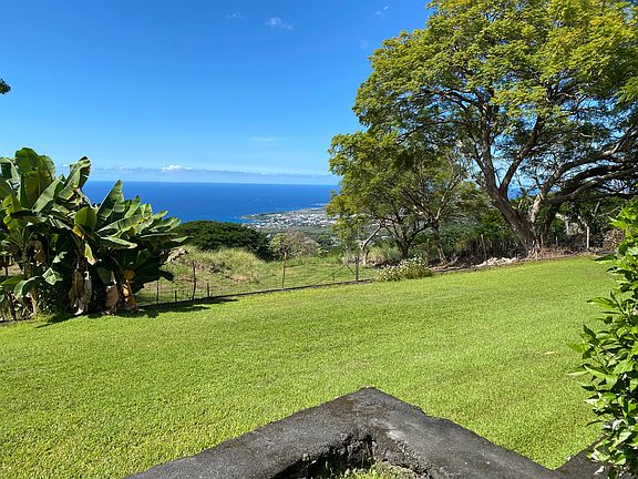 4th image of 75-5648C Mamalahoa Hwy #C