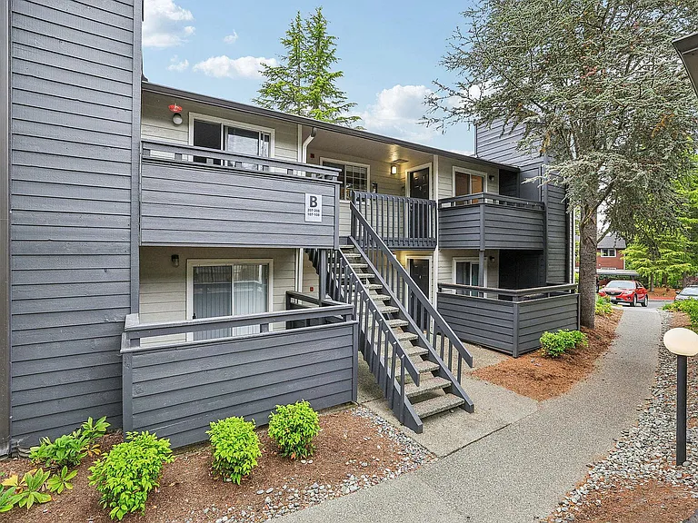 The Ardent at Mill Creek — Photo 20