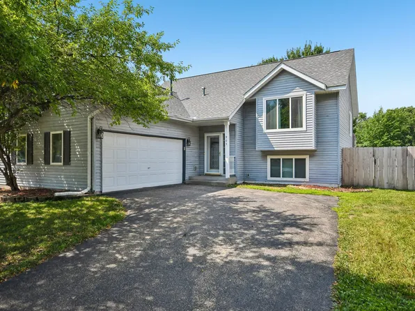 905 Walnut St, Farmington, MN 55024