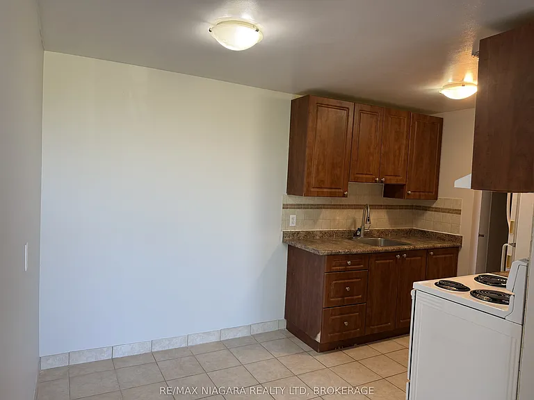 7 Riverview Blvd #305 — Photo 13