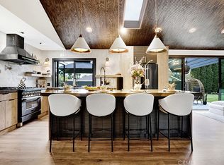 1062 Huntridge Rd, Santa Ana, CA 92705