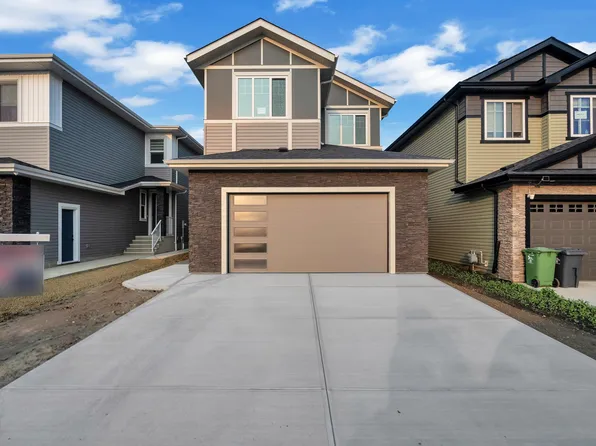 4005 39th St, Beaumont, AB T4X 3B5