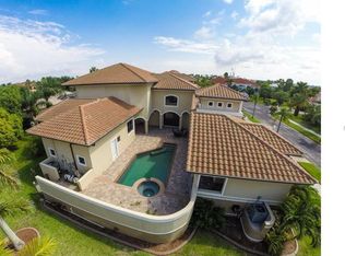 5906 Zaki Ln, Apollo Beach, FL 33572