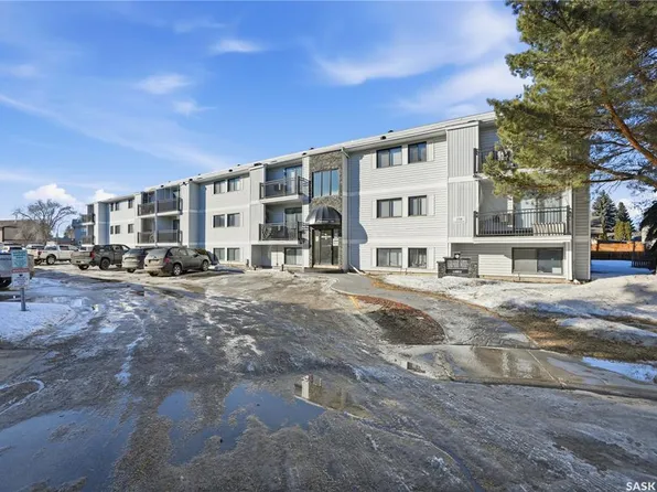 UNIT 306-258 Pinehouse PLACE, Saskatoon, SK S7K 4X1