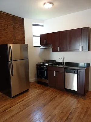 Rented by The Dermot Realty Management Company | media 19