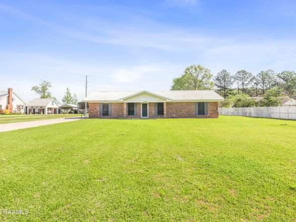 4285 Poydras Hwy, Breaux Bridge, LA 70517