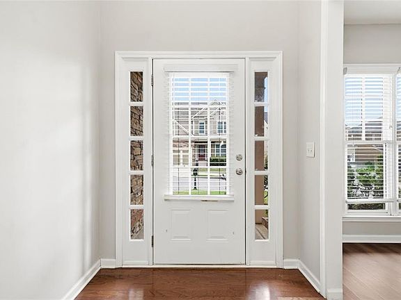 3rd image of 3685 Silver Springs Rd