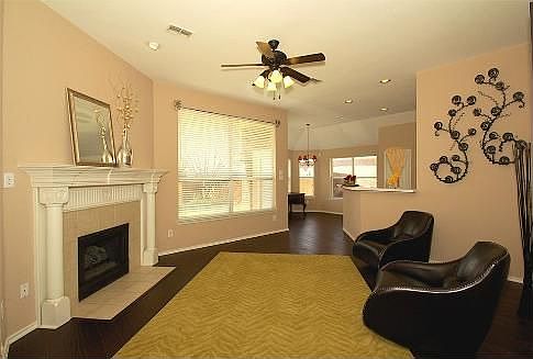 5th image of 9805 Shirland Ln
