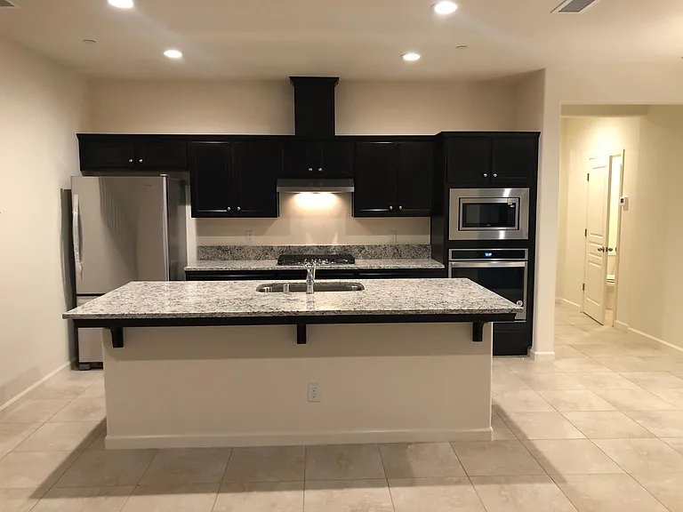 2537 Mustang Dr — Photo 5
