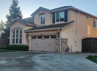 10398 Stoecker Ct, Elk Grove, CA 95757