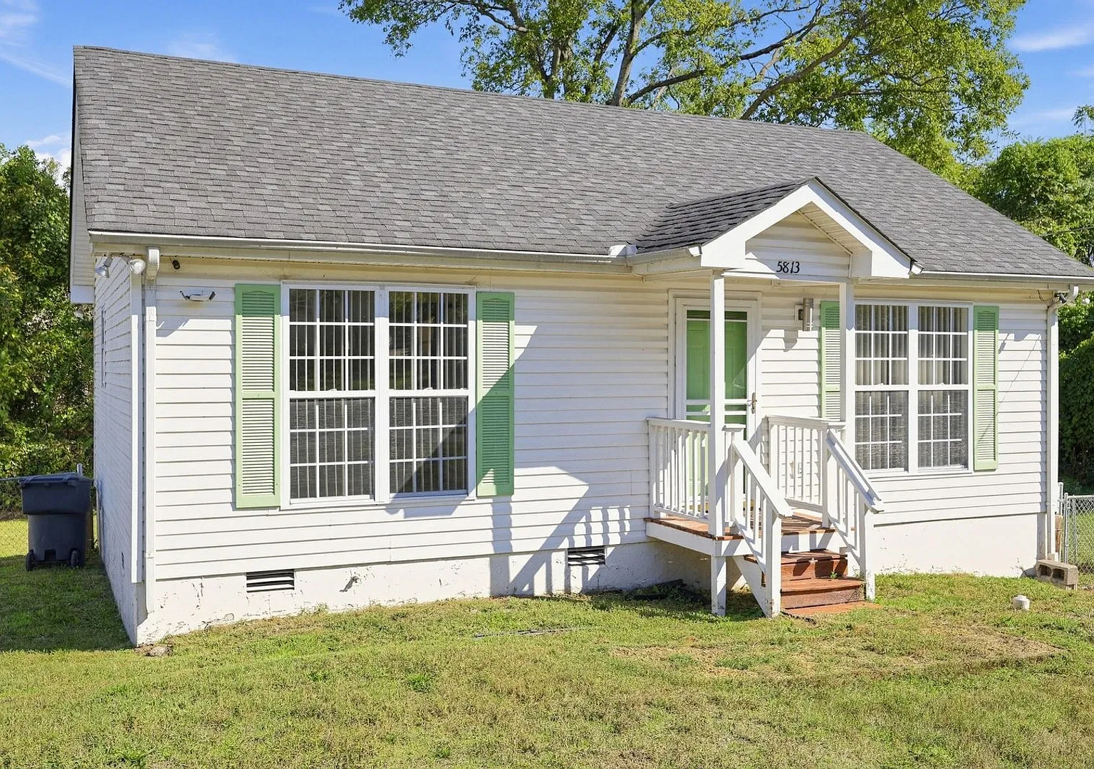 Charming 2BR House in Nashville — Photo 2