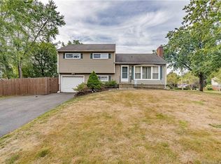 85 Putnam Ln, Enfield, CT 06082