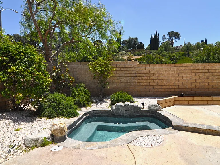 19608 Alyssa Dr — Photo 26