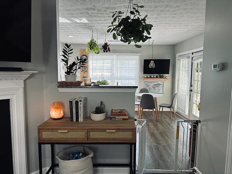 208 Oak Grove Way — Photo 10