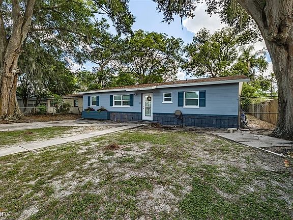 3rd image of 5932R E Hilltop Ln