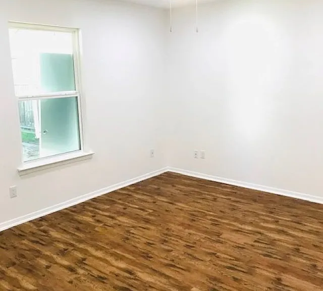 271 Willow Ave #B — Photo 12