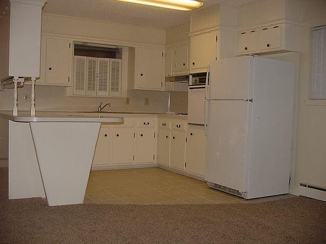 1st image of 3133 Grand Ave